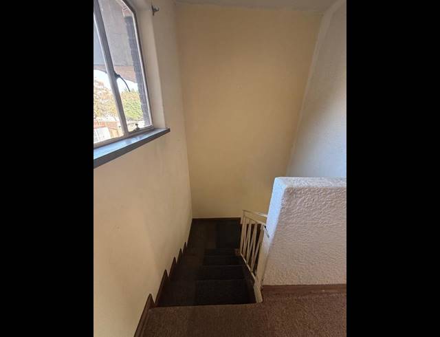 2 BEDROOM HOUSE FOR SALE IN CROYDON